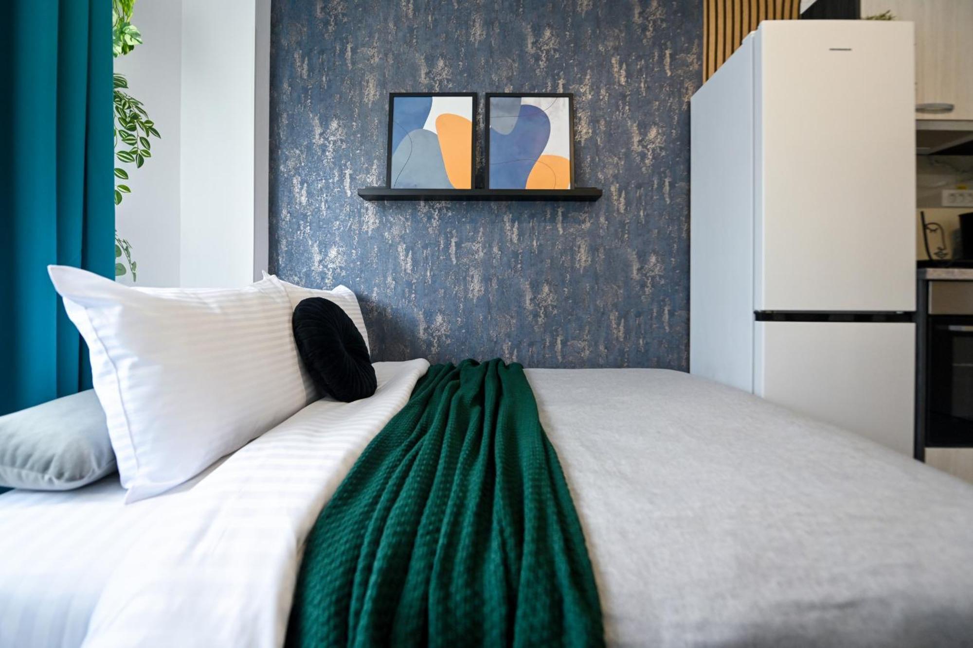 Old Town Charm - Modern & Comfortable Accommodation In The Heart Of The City Bukares Bagian luar foto